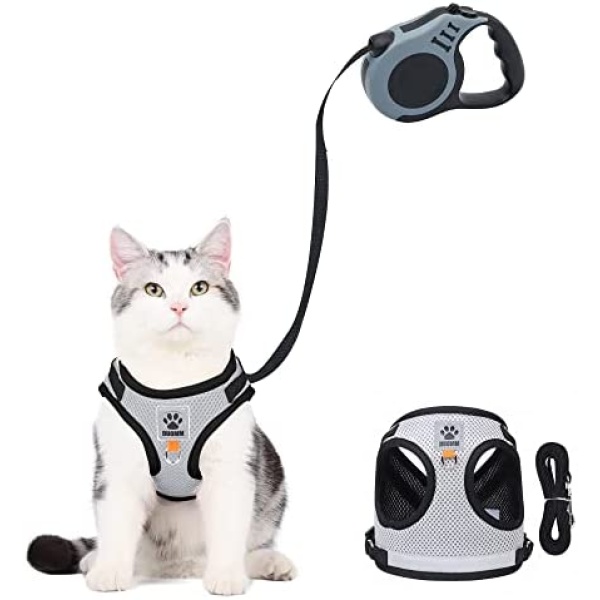 Aedcbaide Cat Harness,Soft Dog Harness Small Breed with 5m/16.4 Ft Automatic Telescopic Traction Rope,Adjustable Cat Harness and Leash Escape Proof,Dog Harness with Leads Night Reflector(S)