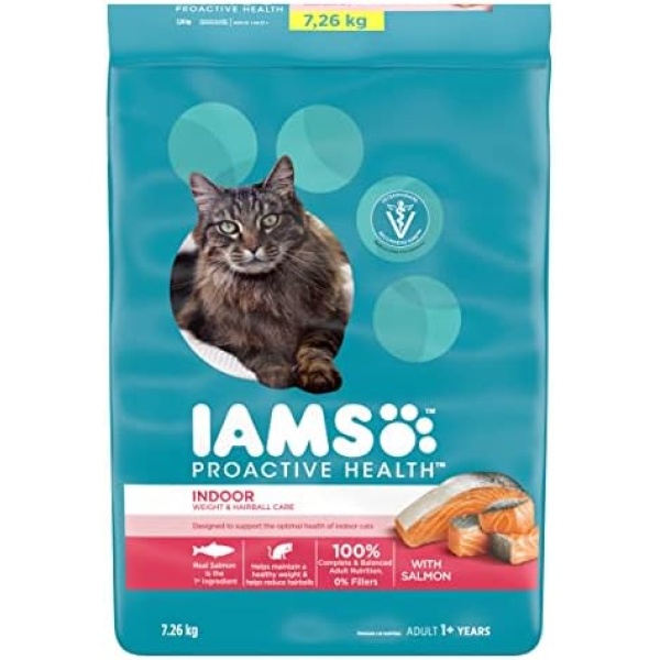 IAMS Proactive Health Adult Dry Cat Food Indoor Weight & Hairball Care with Salmon, 7.26kg Bag