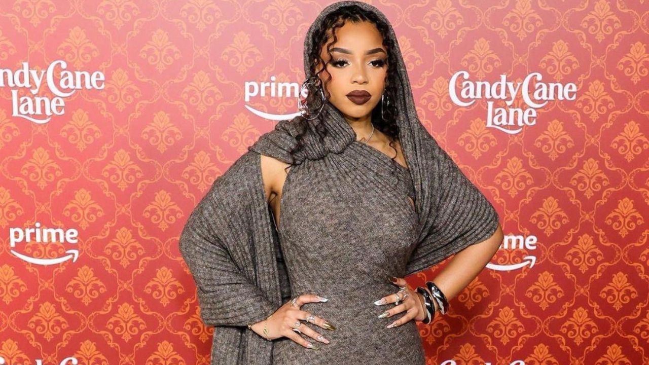 Chloe Bailey Wore a Heather Grey $450 Kwame Adusei Dress to the World Premiere of Amazon Prime’s “Candy Cane Lane” – Fashion Bomb Daily