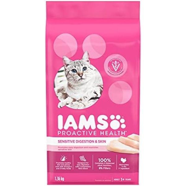 IAMS Proactive Health Dry Cat Food Adult - Sensitive Digestion & Skin with Turkey, 1.36kg Bag