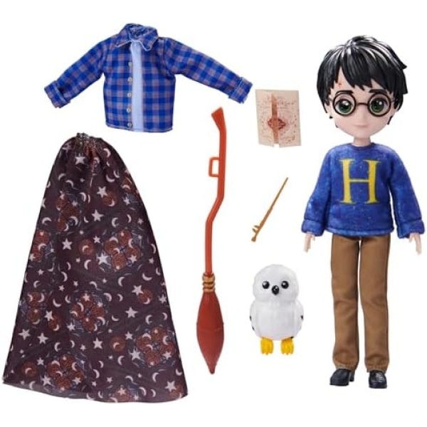 Wizarding World Harry Potter, 8-inch Harry Potter Doll Gift Set with Invisibility Cloak and 5 Doll Accessories, Kids Toys for Ages 6 and up