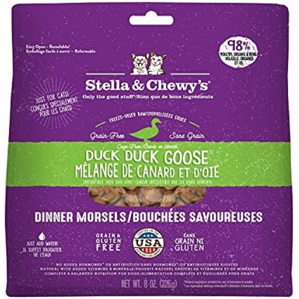 Stella & Chewy’s Freeze-Dried Raw Cat Dinner Morsels – Grain Free, Protein Rich Cat & Kitten Food – Duck Duck Goose Recipe – 8 oz Bag